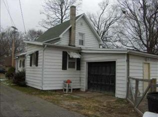 514 E Douglas St, Goshen, IN 46526