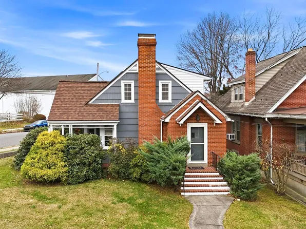 100 College St, Boyertown, PA 19512