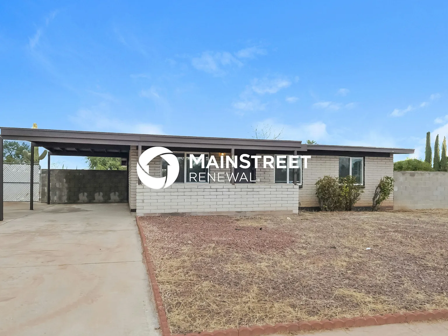 7651 E Poinciana Dr — Photo 1