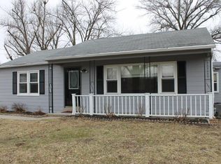 899 W Ashley Rd, Boonville, MO 65233