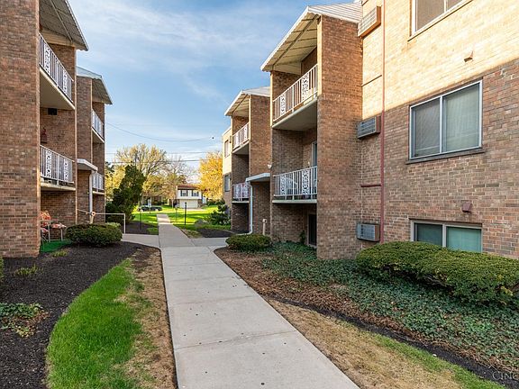 2nd image of 3640 Westwood Northern Blvd Unit 24