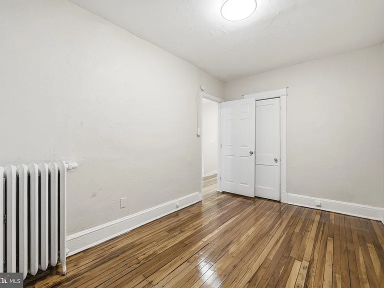 711 Harvard St NW — Photo 12