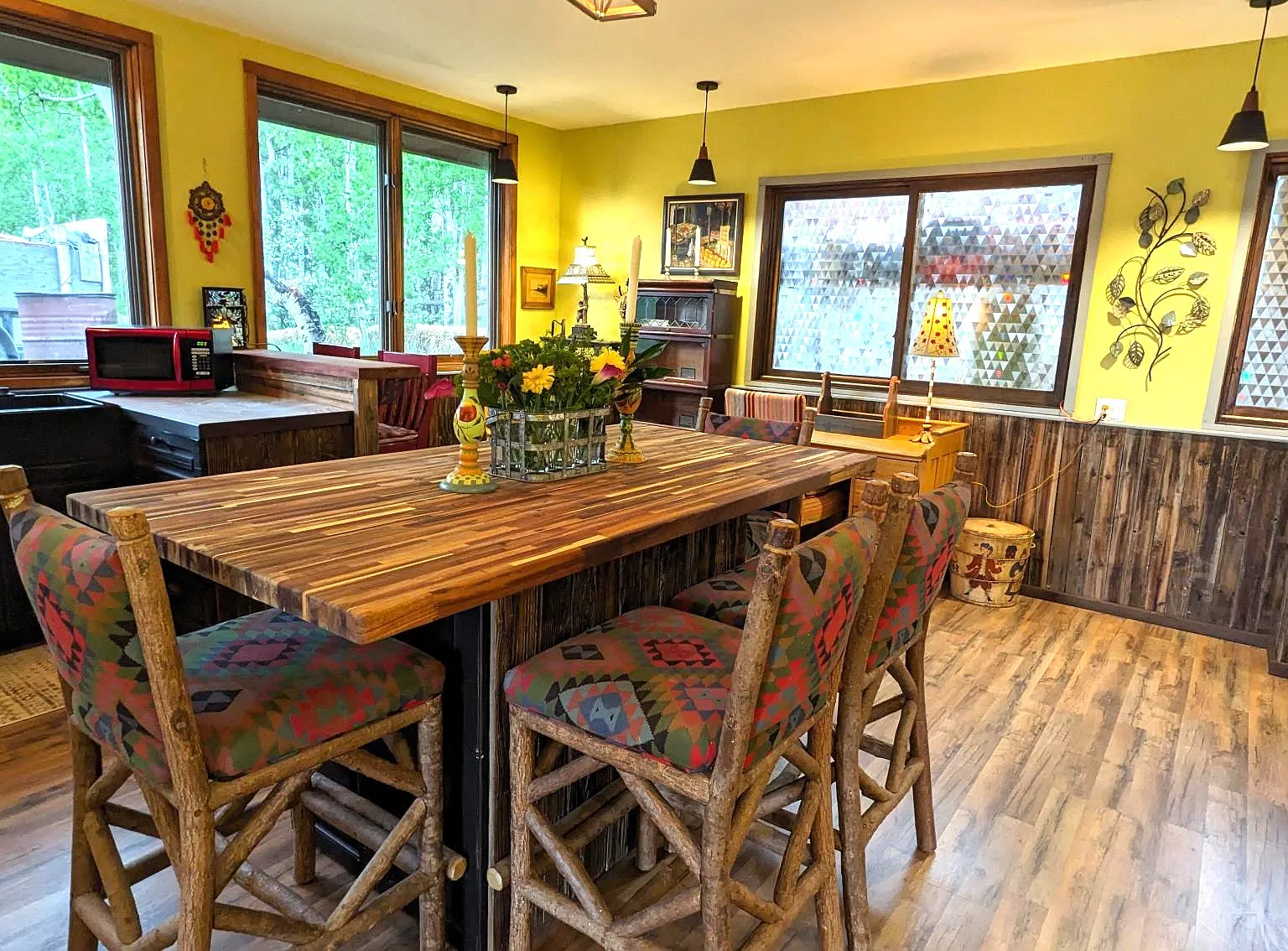3 bed, 1200 sqft, $4,500 — Photo 4