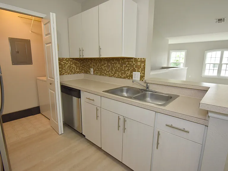 6548 Swissco Dr #622 — Photo 7
