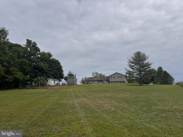 113 Walnut Rd, Hamburg, PA 19526