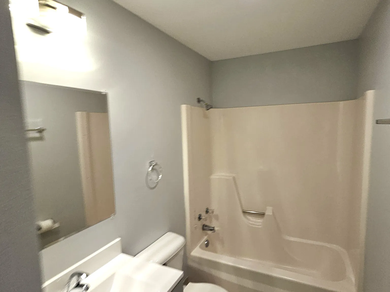 3 bed, 1000 sqft, $1,800 — Photo 4