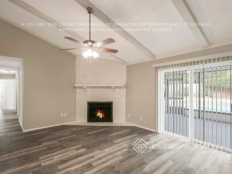 933 Hillrise Dr — Photo 4