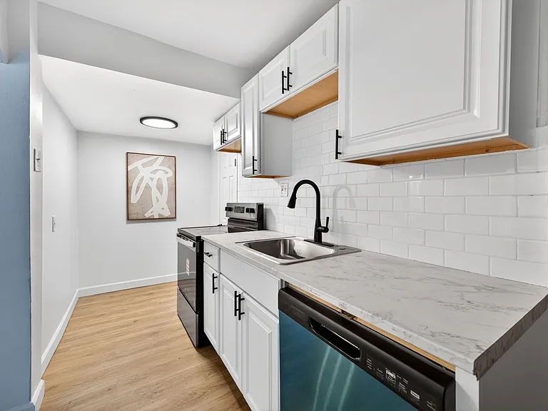 3931 Delor St — Photo 13