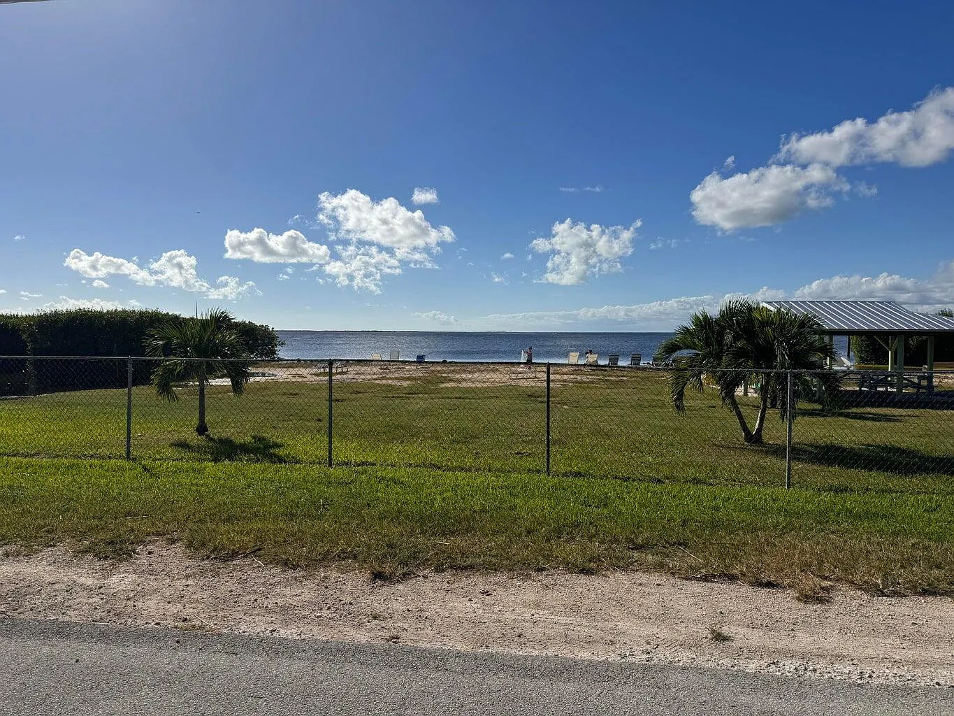 2 bed, 2.0 bath, 816 sqft, $2,500 — Photo 2