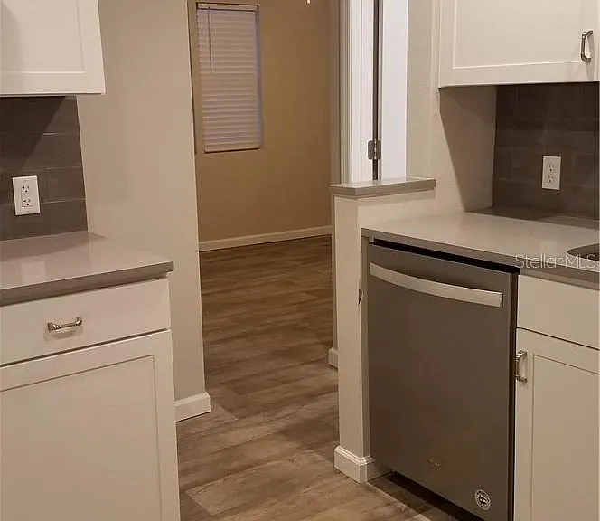 1st FL Apt - Kitchen