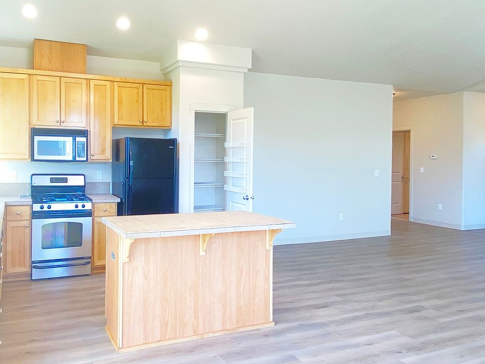 1052 Charlie Ave, Lebanon, OR 97355 Zillow