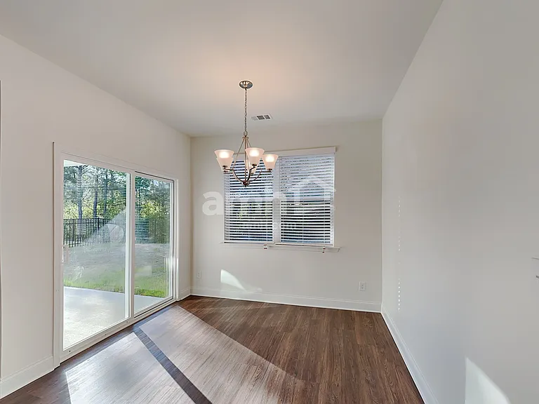 7062 Creeksong Dr — Photo 5