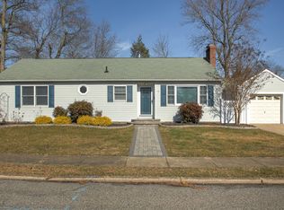 5 Brooks Rd, Toms River, NJ 08753
