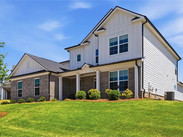 195 Carmichael Dr, Canton, GA 30115