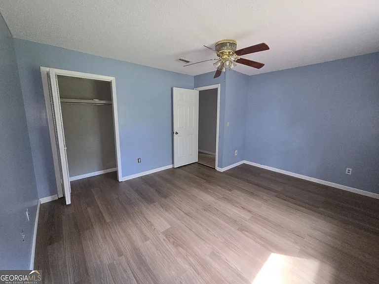 504 Martha Dr — Photo 23