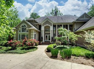 6900 Meeker Rd, Dayton, OH 45414