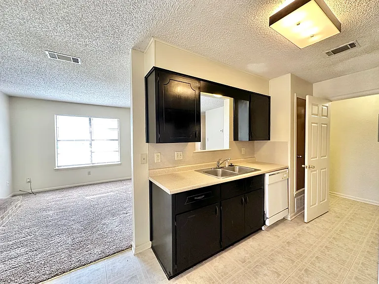 2609 Bermuda Drive — Photo 9