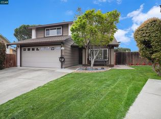 30 Sun Ct, Martinez, CA 94553