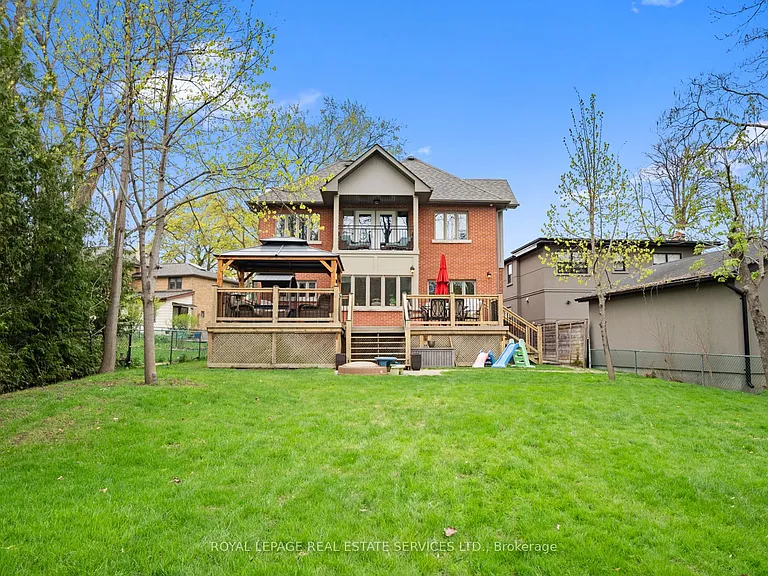 3 Donnybrook Ln — Photo 44