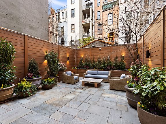 4th image of 9 W 84th St #A
