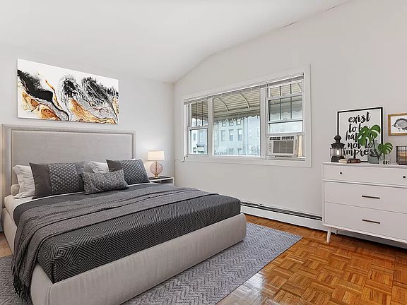 3rd image of 27 Pulaski St APT 1
