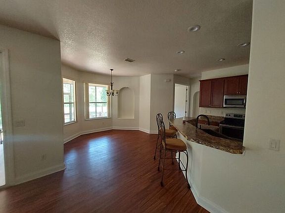5th image of 316 W Wason Dr