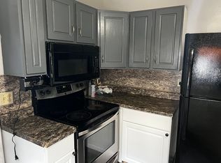 46 Cottage St, Meriden, CT 06450