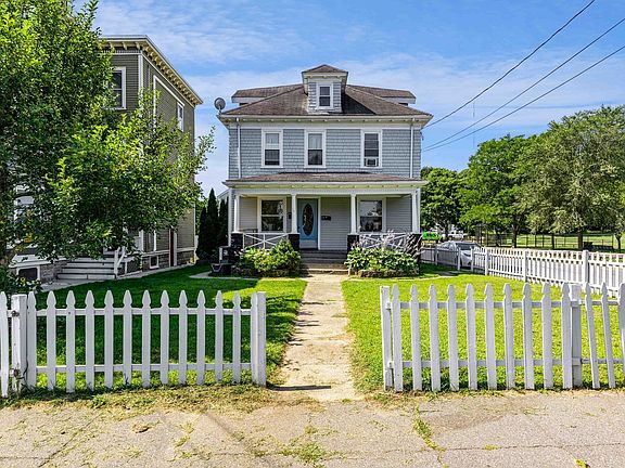 3rd image of 24 Blaisdell St