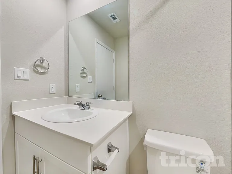 5208 Saddle Club Dr — Photo 13