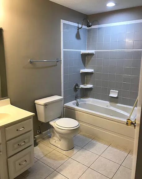 4583 Middlecourt Dr — Photo 8