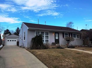 1806 Summit Ave, Racine, WI 53404