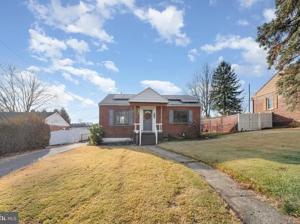 6341 Somerset St, Harrisburg, PA 17111