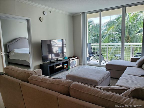 3rd image of 2000 N Bayshore Dr APT 317