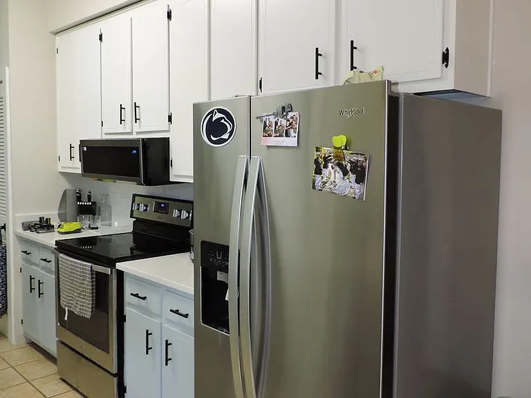 1704 E Lee St — Photo 3