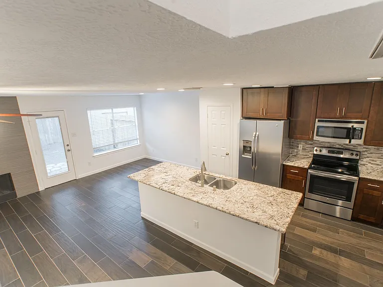 226 Blushwood Pl — Photo 7