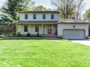 10 Emma Pl, Eatontown, NJ 07724