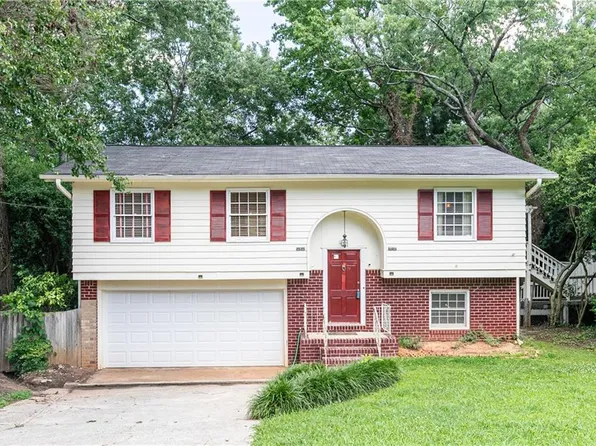 2831 Carolyn Dr SE, Smyrna, GA 30080