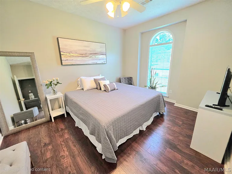 607 Forest Trl — Photo 24