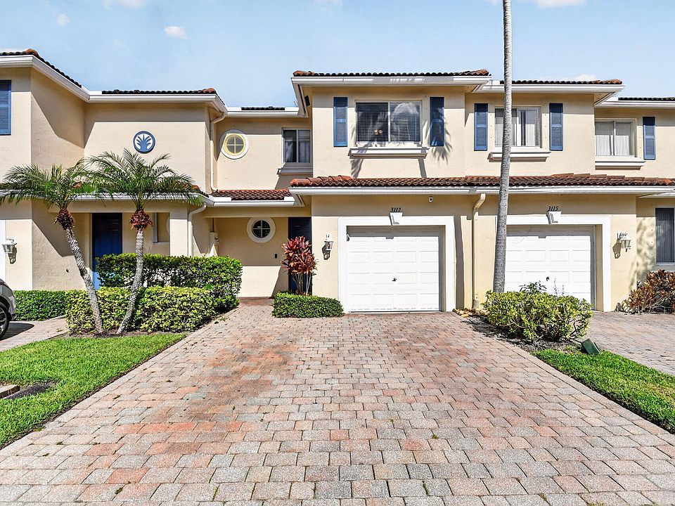 1st image of 3117 N Evergreen Circle