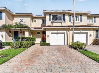 3117 N Evergreen Circle, Boynton Beach, FL 33426