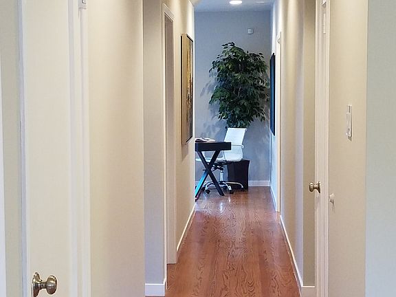 3rd image of 1745 Holly Ave