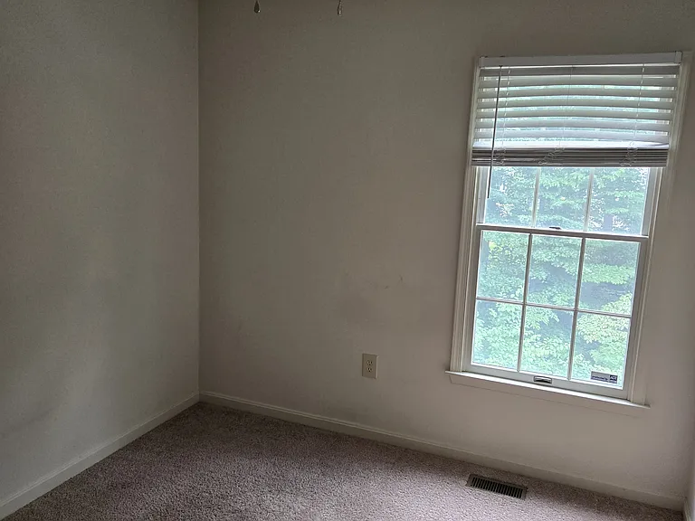 12686 Wimbley Ln — Photo 23