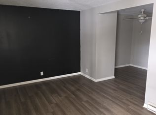 2322 Creedmoor Dr, Zanesville, OH 43701