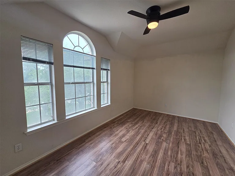 3208 Santee Dr — Photo 18