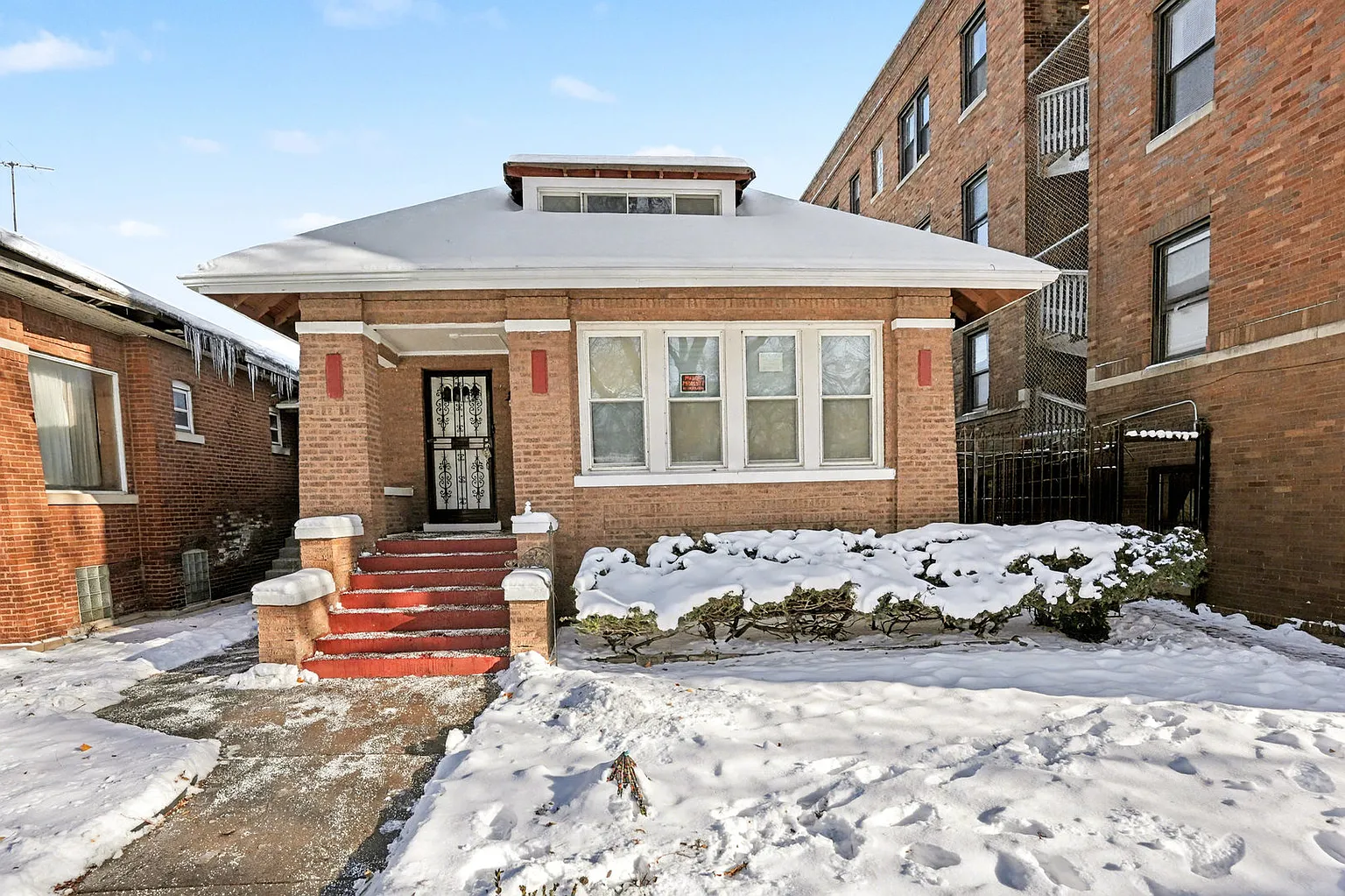 7449 S Bennett Ave photo 1