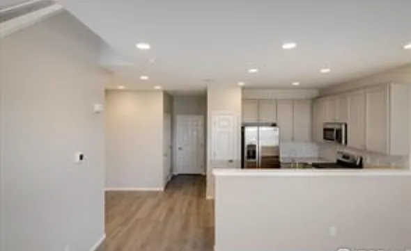 3 bed, 1443 sqft, $2,800 — Photo 2