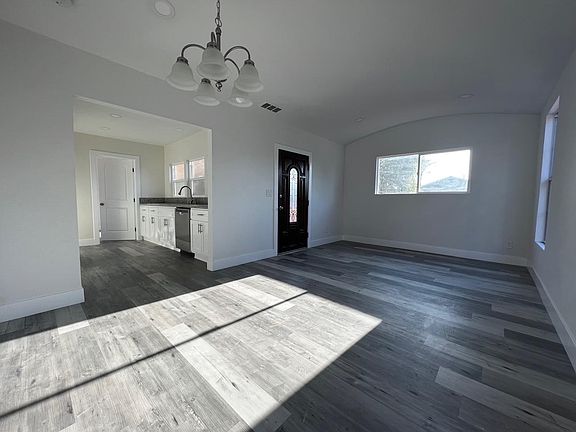 LIVING DINING ROOM W/ OPEN KITCHEN