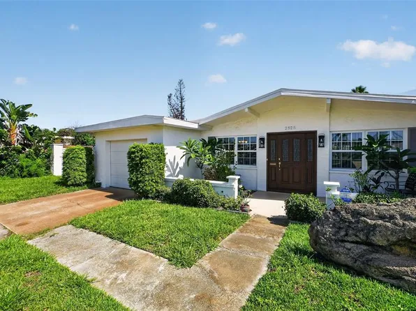 2525 W Coral Way, Daytona Beach, FL 32118