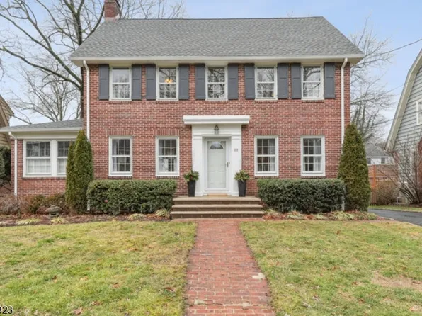 39 Kendal Ave, Maplewood Twp., NJ 07040