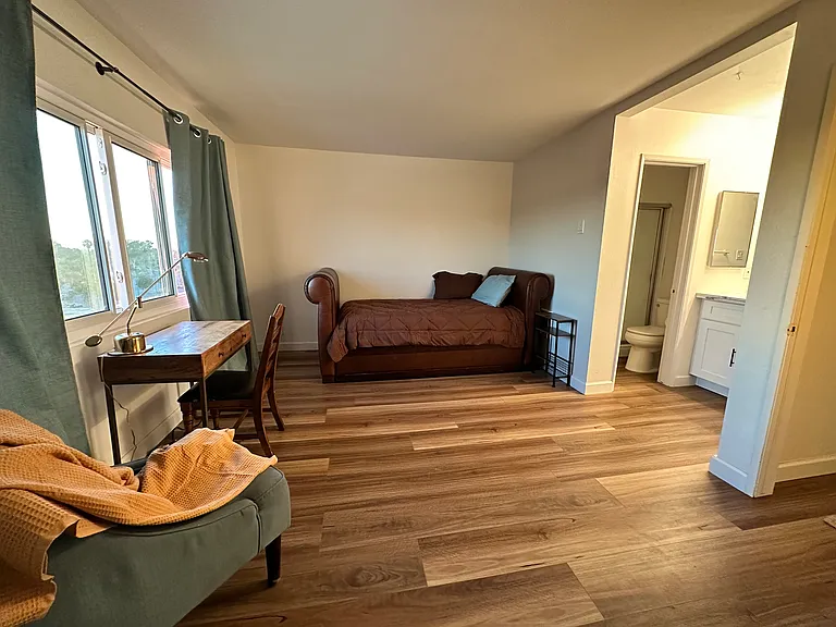 4505 California Ave — Photo 15
